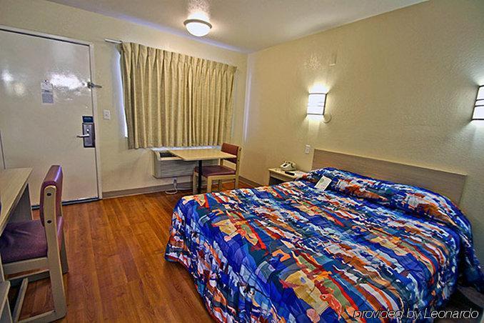 Motel 6-Mcallen, Tx Bagian luar foto
